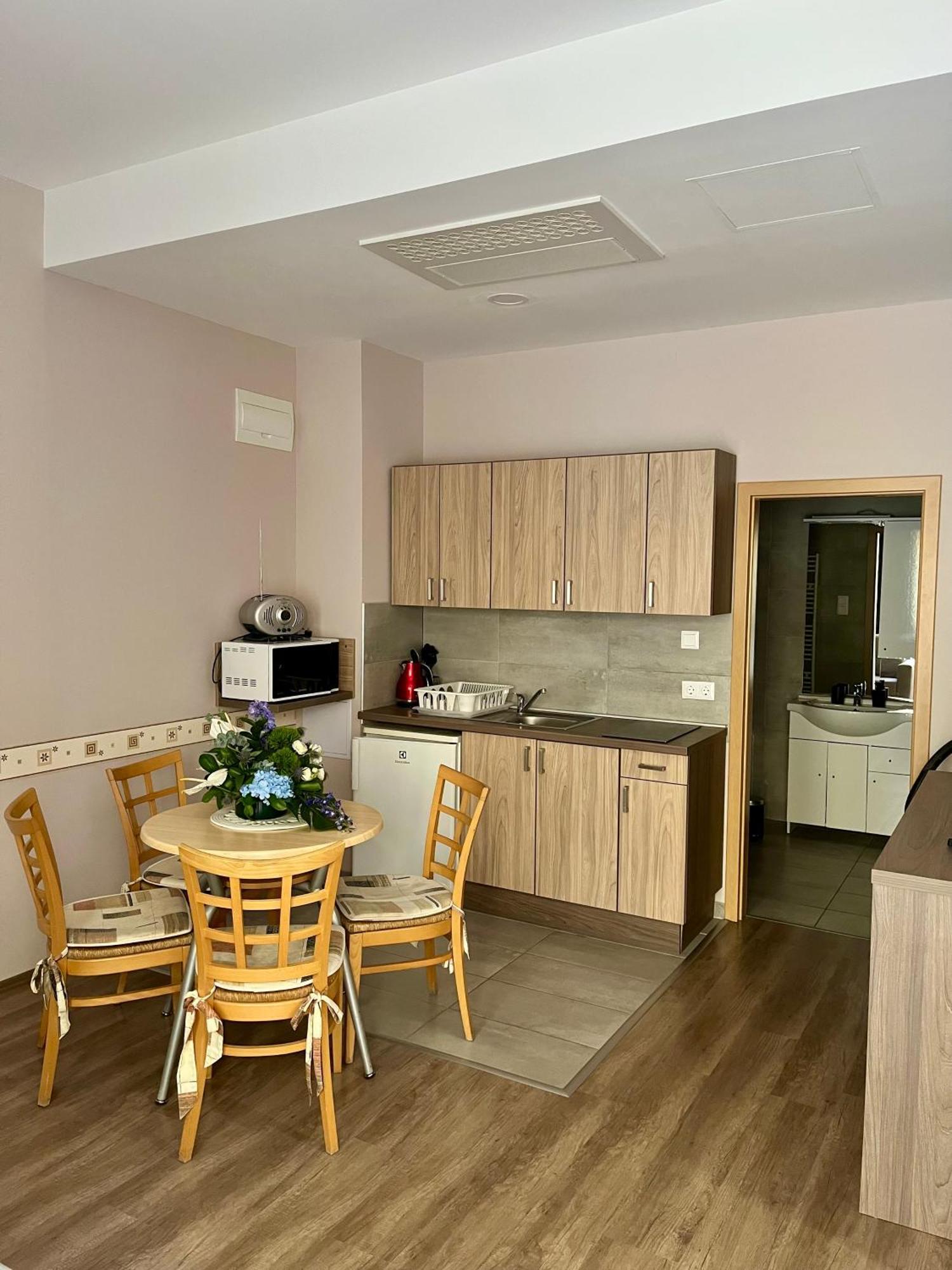 Solaris Apartman Залакарос Екстериор снимка